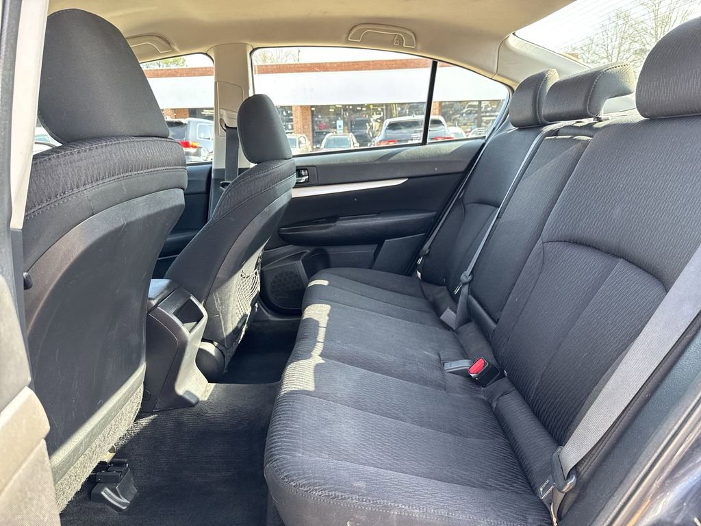 Used 2011 Subaru Legacy 2.5i Premium w/ All-Weather Pkg image 18