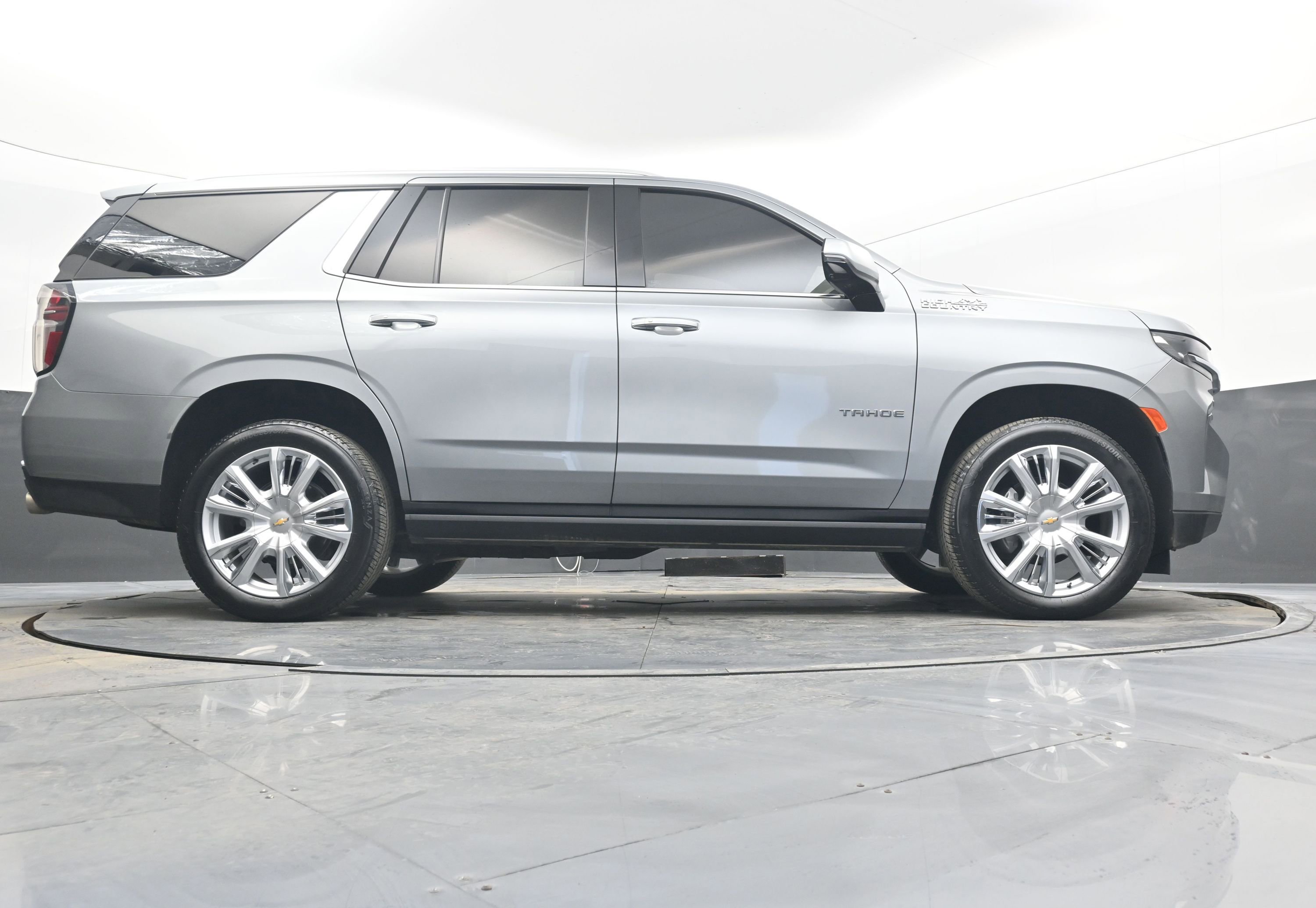 Certified 2024 Chevrolet Tahoe High Country w/ Premium Package image 45