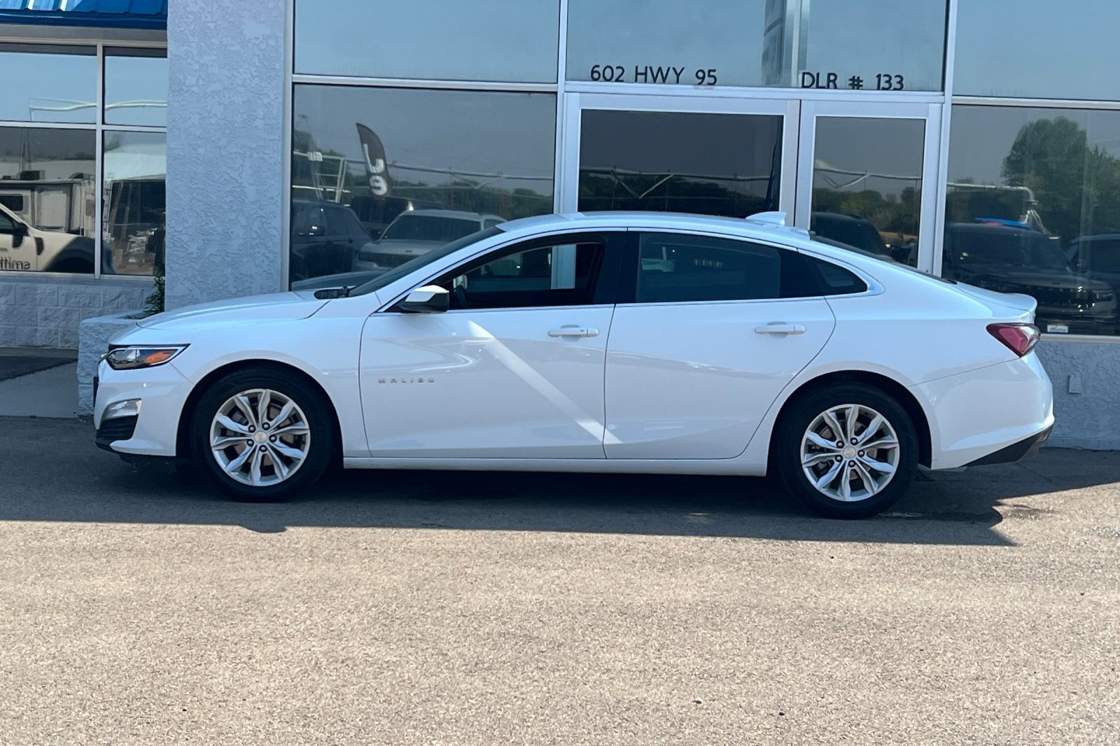 Used 2022 Chevrolet Malibu LT image 7
