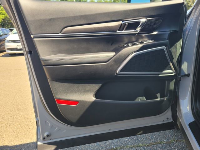 Used 2023 Kia Telluride EX X-Line image 16