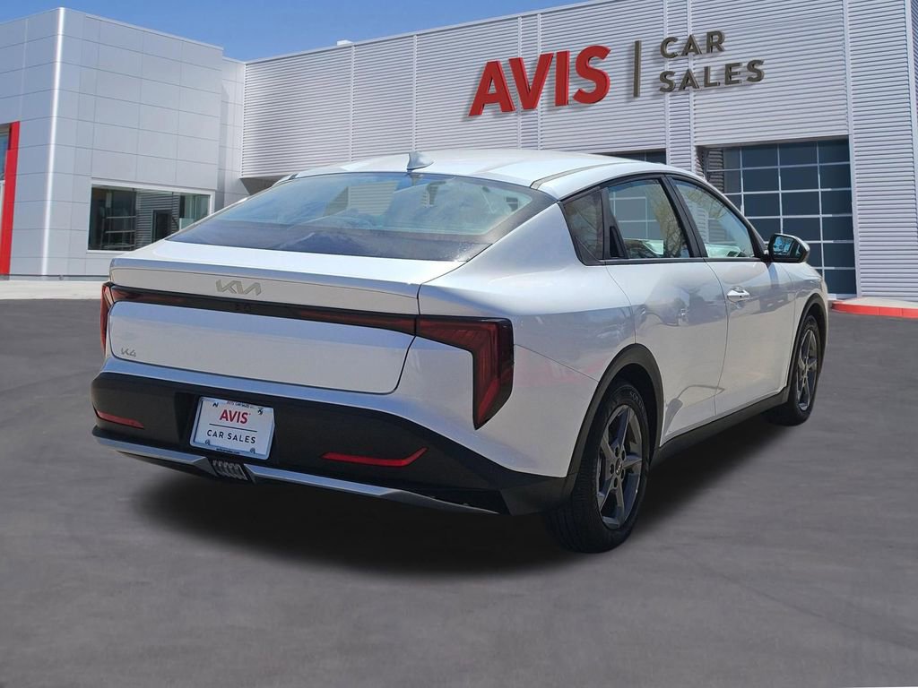 Used 2025 Kia K4 LXS image 6