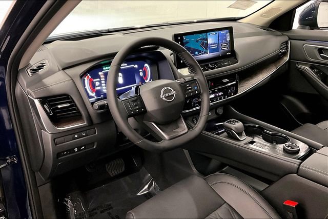 New 2025 Nissan Rogue Platinum w/ Platinum Premium Package image 7