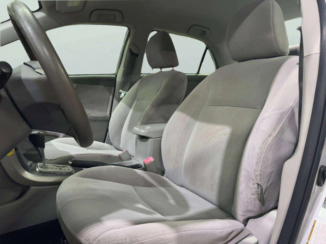 Used 2010 Toyota Corolla LE image 17