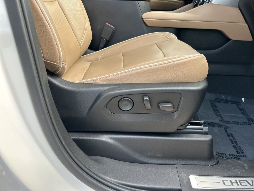 Used 2021 Chevrolet Tahoe Premier w/ Premium Package RWD image 43