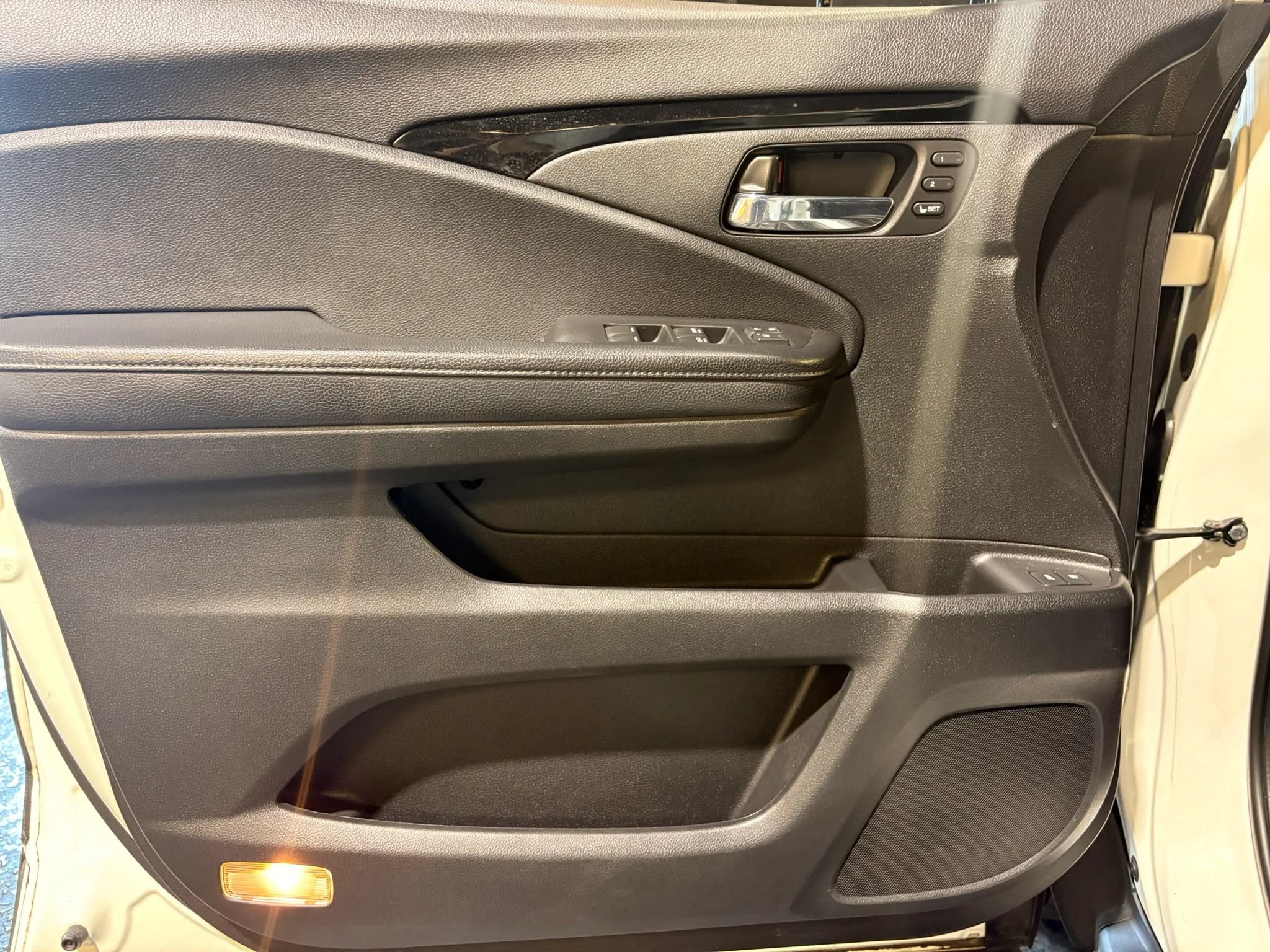 Used 2019 Honda Pilot Touring image 10