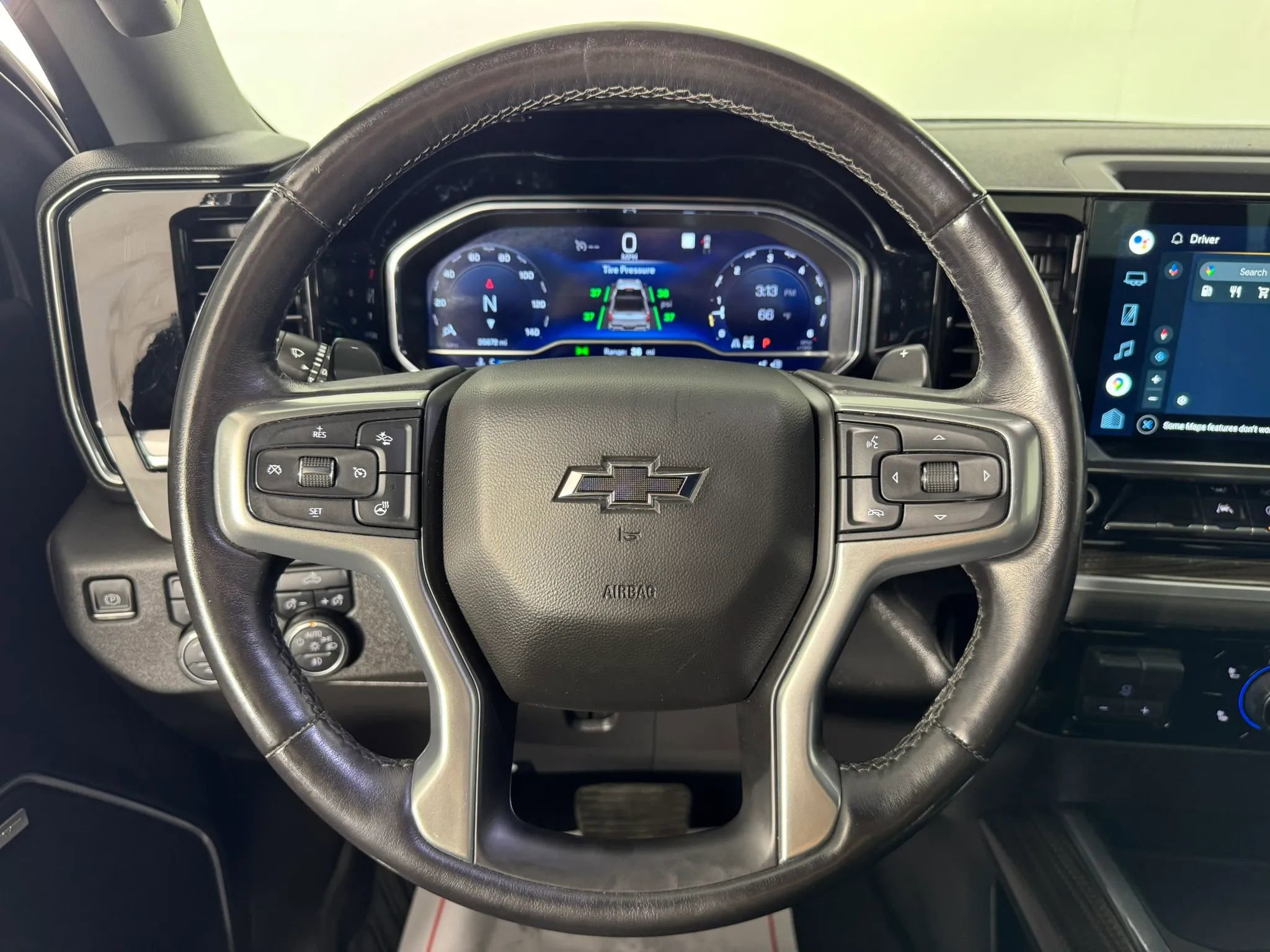 Used 2022 Chevrolet Silverado 1500 RST w/ Convenience Package II AWD/4WD image 13