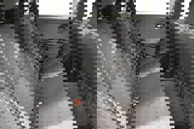 Used 2023 Nissan Rogue SV image 19