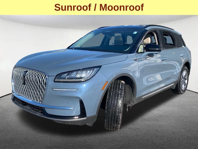 Used 2025 Lincoln Corsair AWD w/ Equipment Group 101A image 5