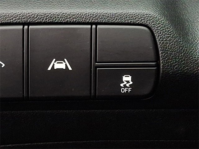 Used 2023 Hyundai Elantra Limited image 28