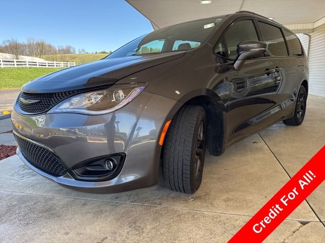 Used 2020 Chrysler Pacifica Limited w/ S Appearance Package image 10