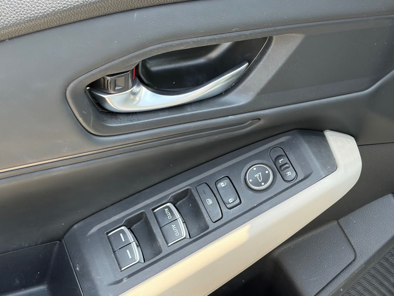 Used 2023 Honda Accord EX image 5