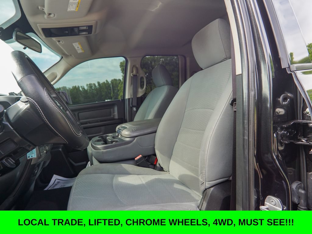 Used 2019 RAM 1500 Express w/ Express Value Package AWD/4WD image 18