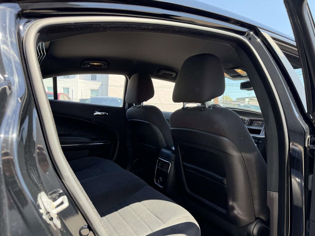 Used 2012 Dodge Charger SE w/ Connectivity Group RWD image 15