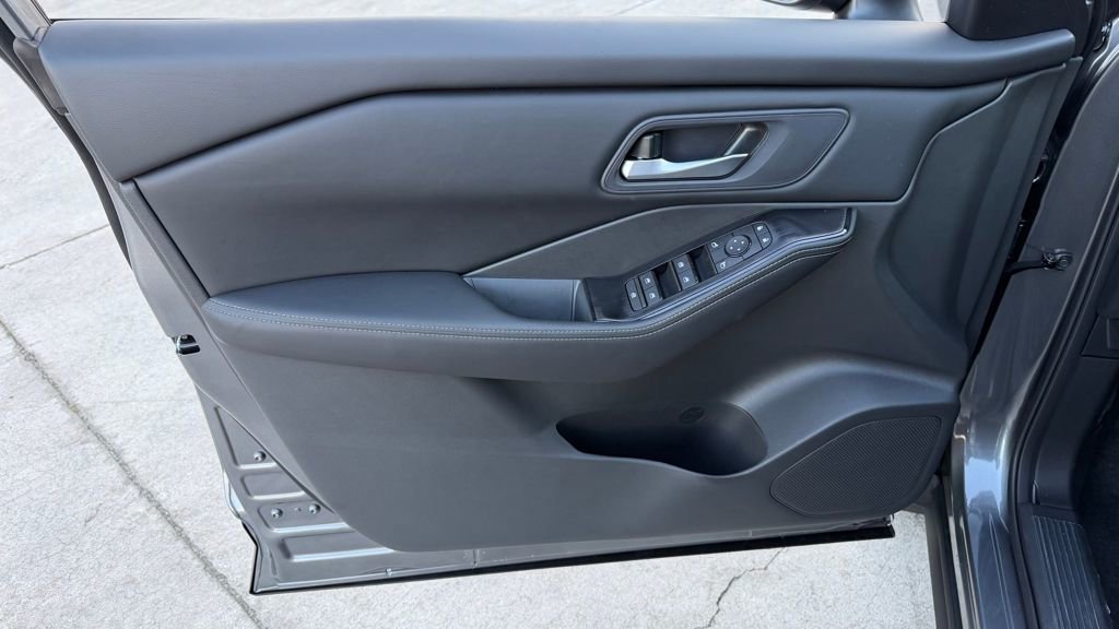 New 2026 Nissan Rogue SV image 16