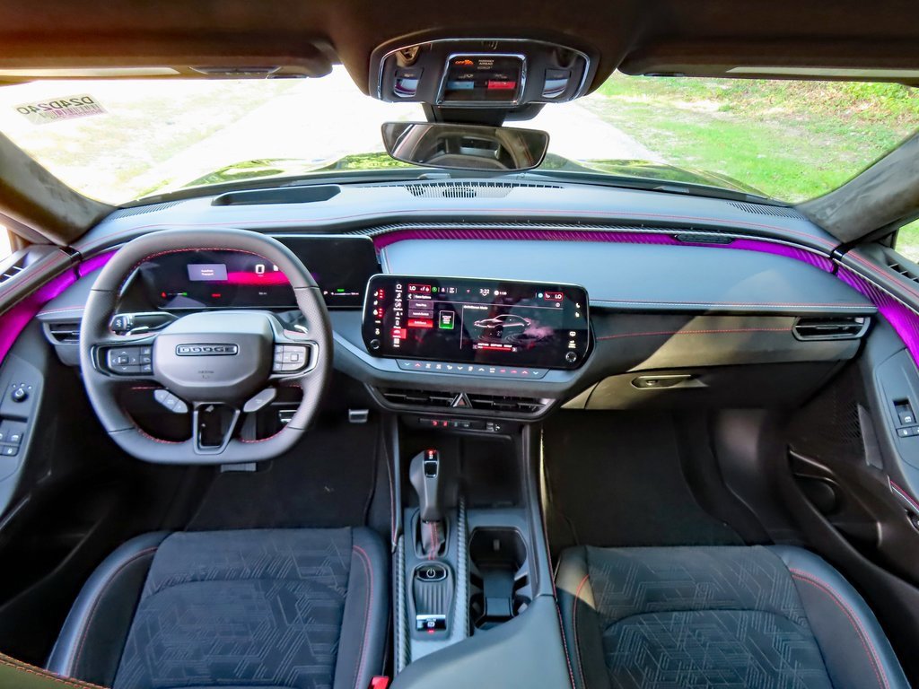 New 2024 Dodge Charger R/T Scat Pack w/ Plus Group image 4