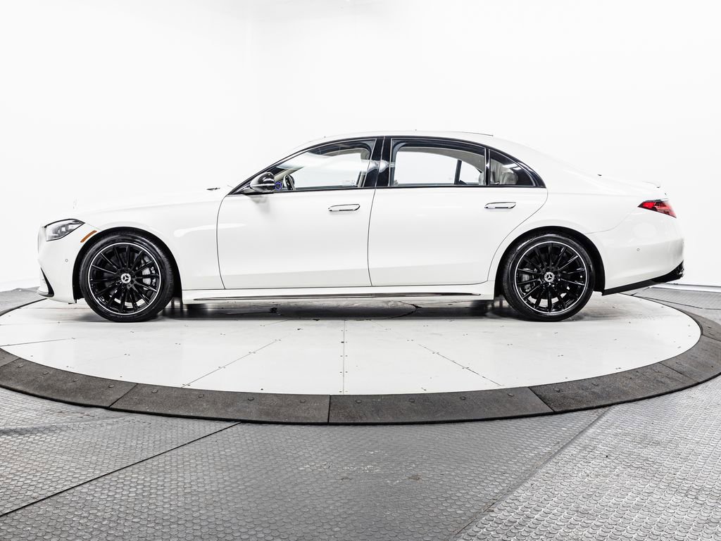 Used 2023 Mercedes-Benz S 580 4MATIC Sedan image 4