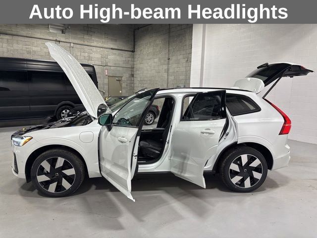 Used 2025 Volvo XC60 T8 Plus w/ Climate Package image 27