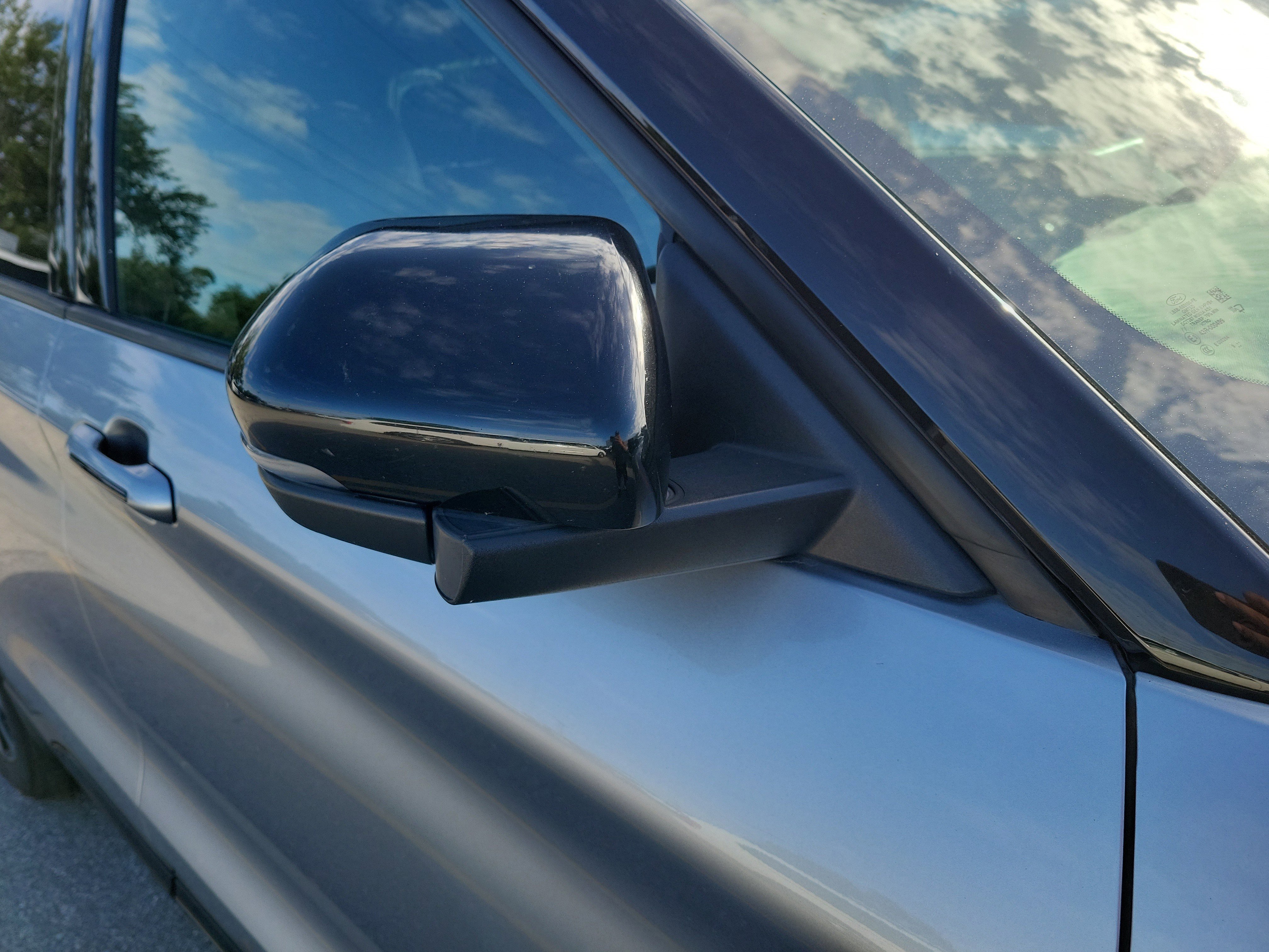 Used 2020 Ford Explorer ST w/ Premium Technology Package image 8