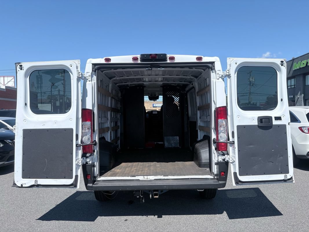 Used 2023 RAM ProMaster 2500 FWD image 17
