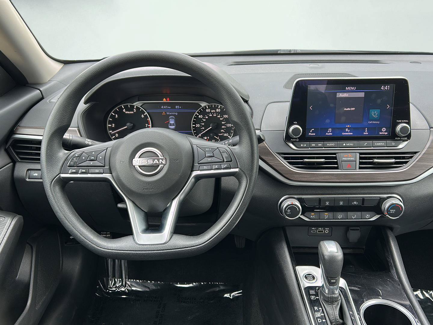 Used 2024 Nissan Altima 2.5 SV FWD image 7