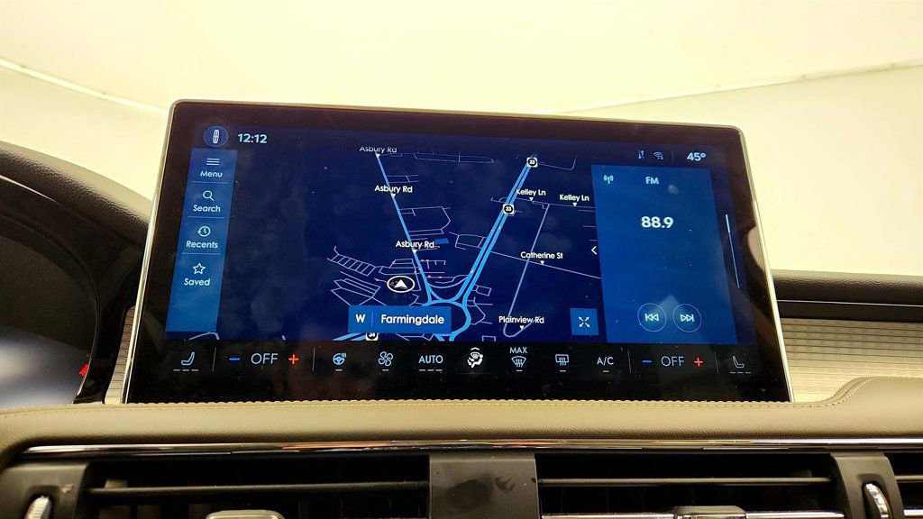 Used 2023 Lincoln Corsair AWD w/ Equipment Group 101A image 17