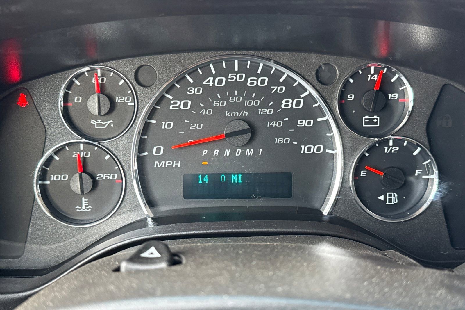 Used 2024 Chevrolet Express 2500 w/ Driver Convenience Package image 25