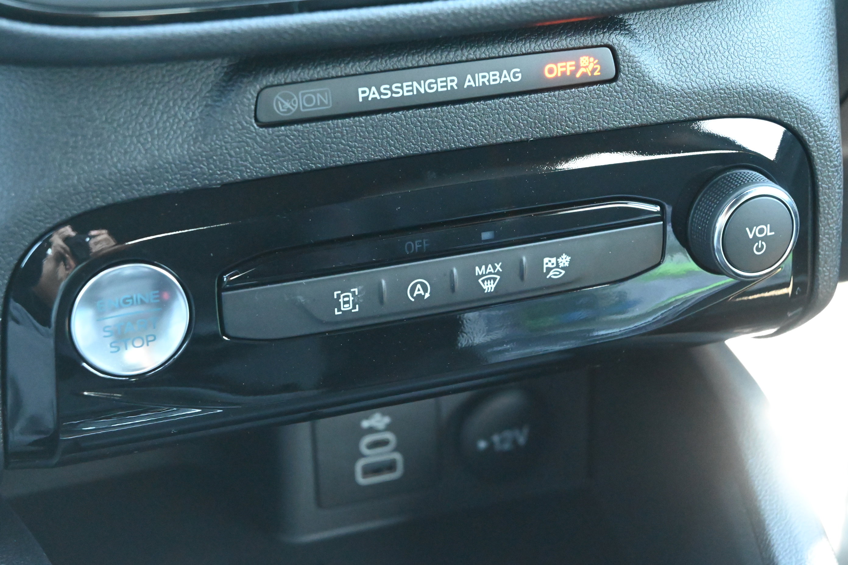 New 2026 Ford Escape ST-Line w/ Tech Pack #1 image 24