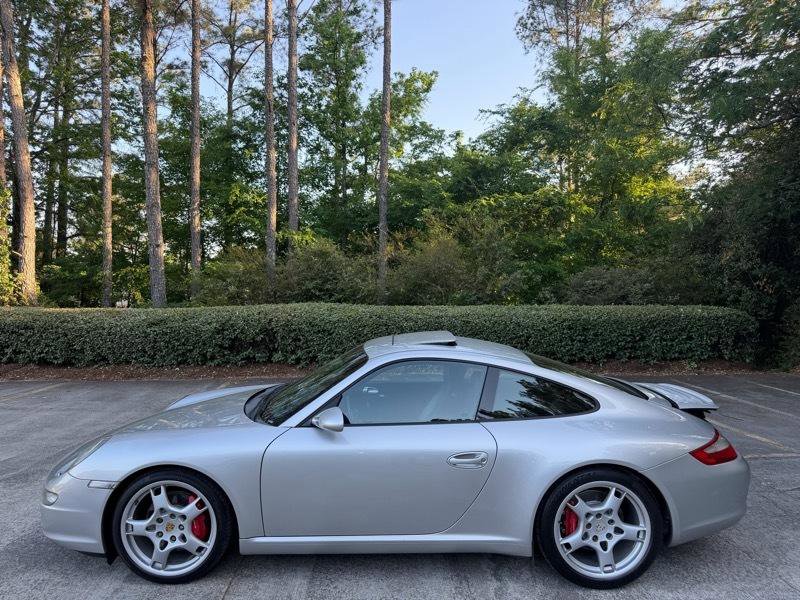 Used 2005 Porsche 911 Carrera S RWD image 5