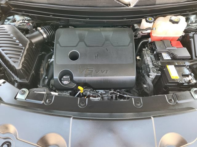 Used 2023 Chevrolet Traverse LT FWD image 32