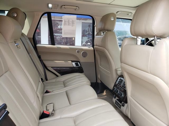 Used 2017 Land Rover Range Rover HSE AWD/4WD image 19