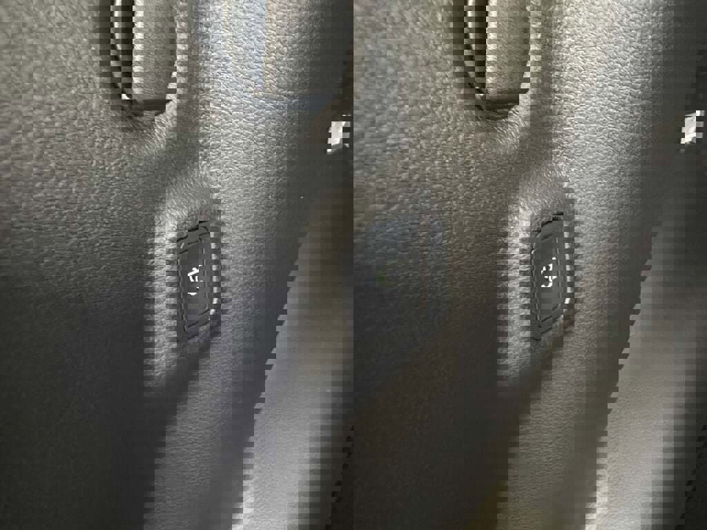 New 2026 Jeep Compass Limited image 34