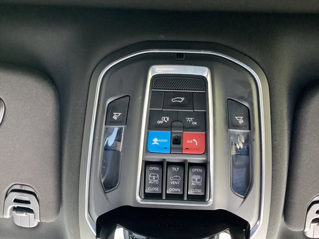 Used 2022 Jeep Wagoneer Series I w/ Premium Group I image 31