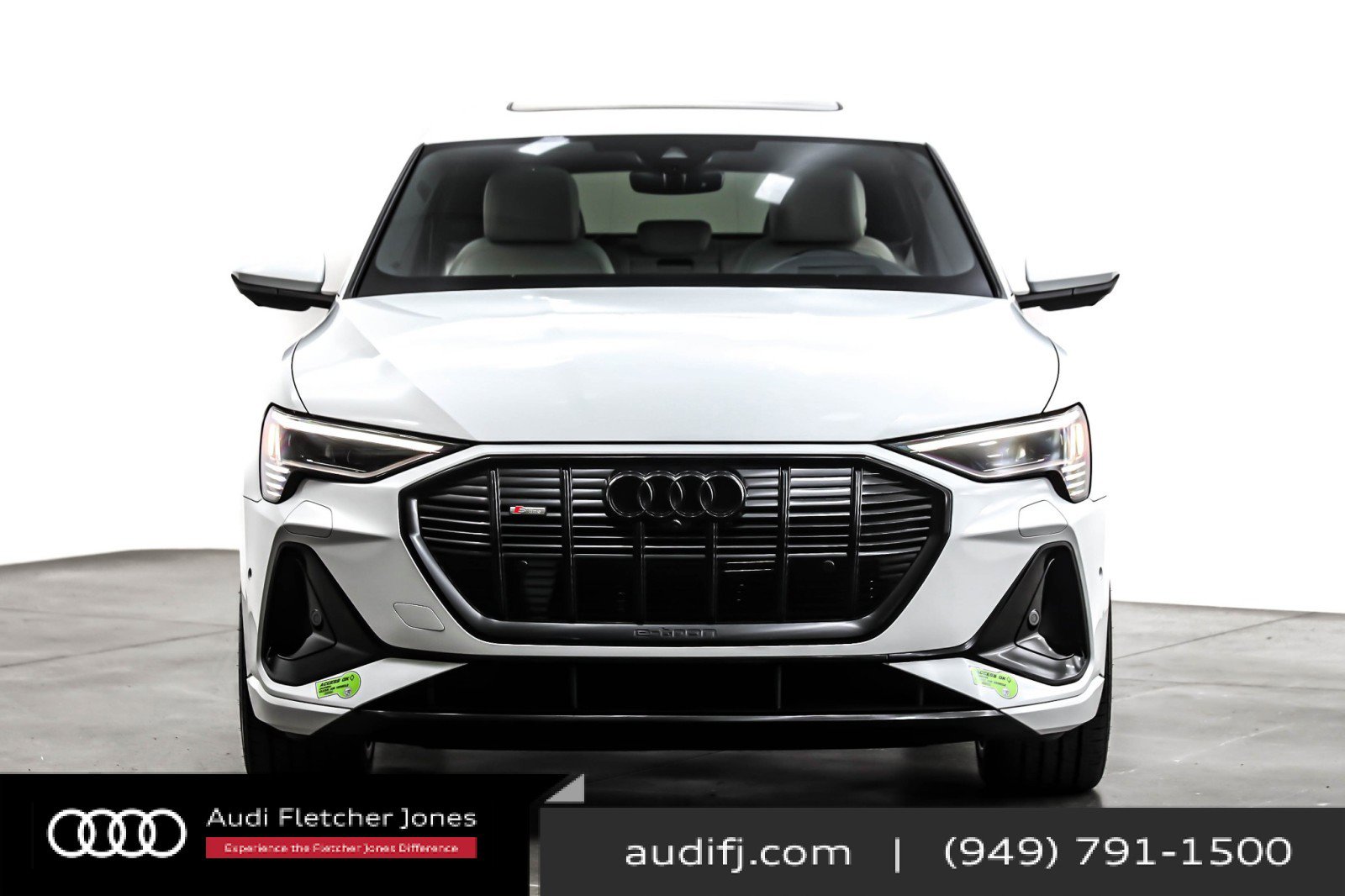 Used 2023 Audi e-tron Prestige w/ Prestige Package image 3