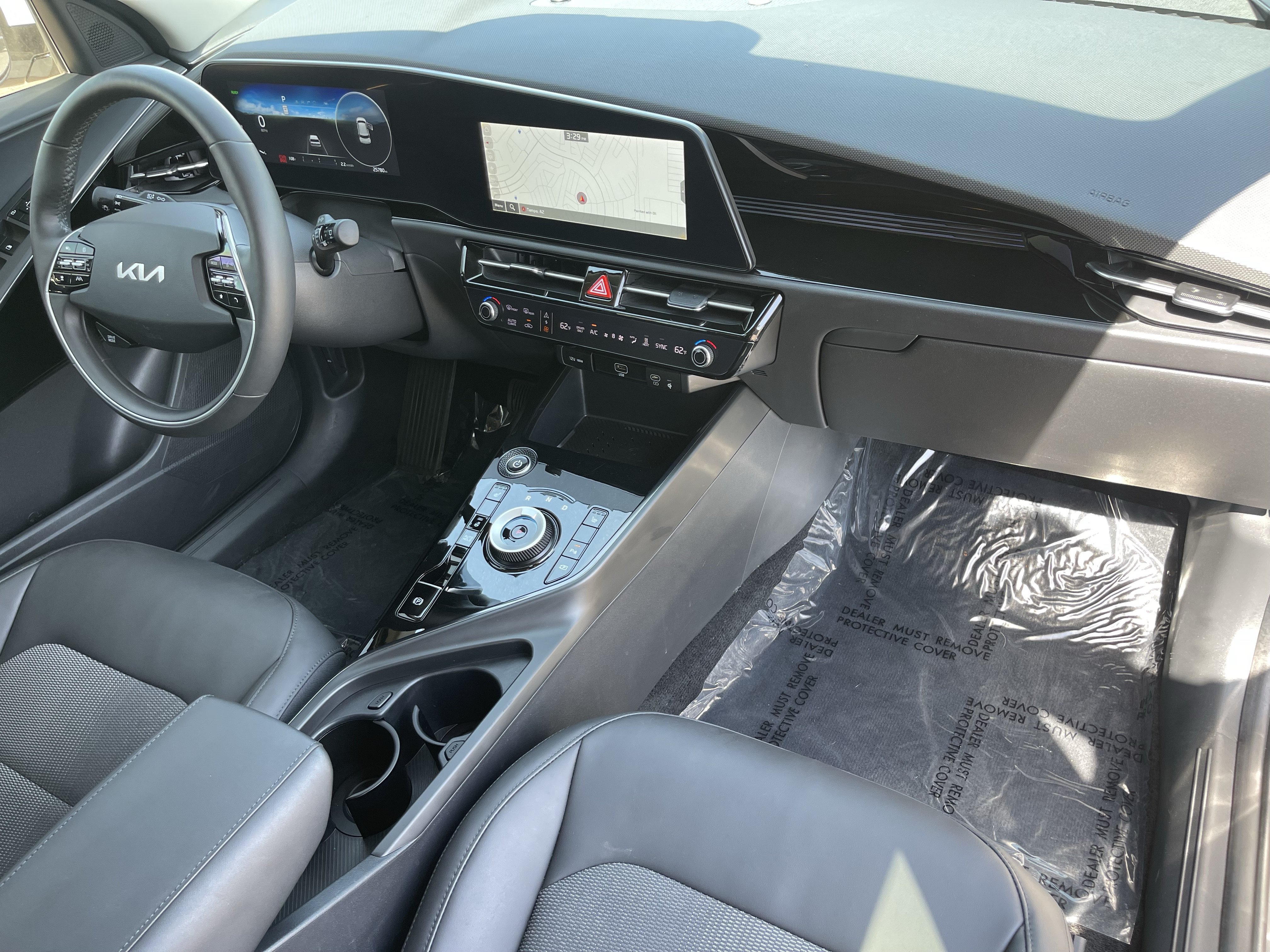 Certified 2023 Kia Niro Wind w/ Wind Preserve Package FWD image 10