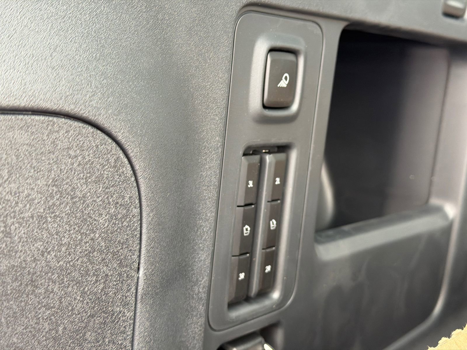 New 2026 Lincoln Navigator L Reserve AWD/4WD image 10