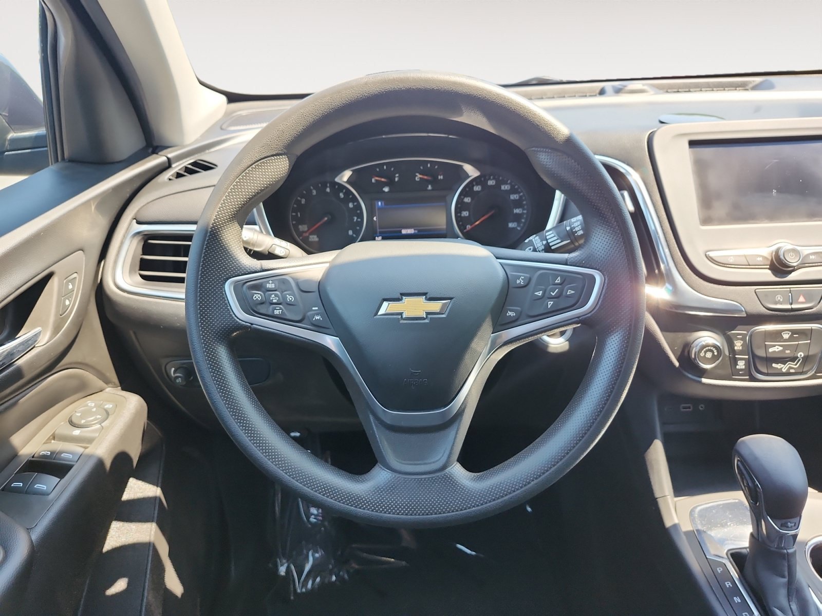 Used 2023 Chevrolet Equinox LT FWD image 12