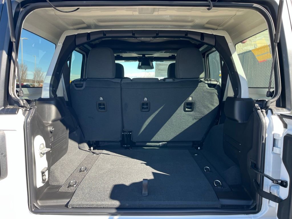 New 2026 Jeep Wrangler Unlimited Sport image 30