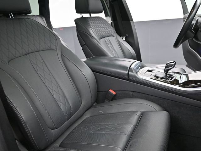 Used 2023 BMW X5 xDrive40i w/ M Sport Package image 21