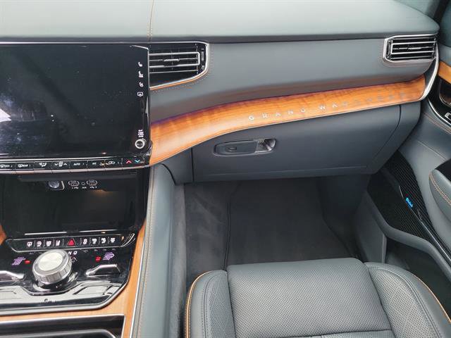 Used 2023 Jeep Grand Wagoneer Series II image 27