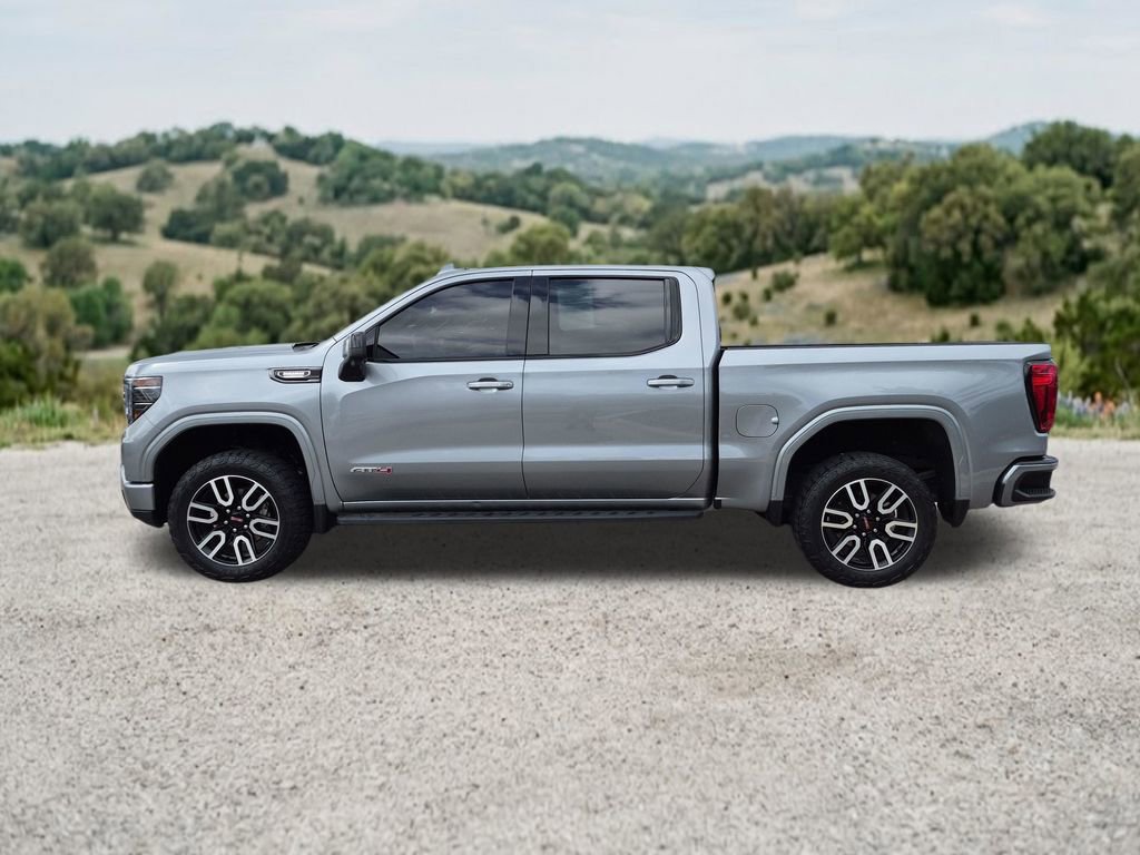 Used 2024 GMC Sierra 1500 AT4 w/ Technology Package AWD/4WD image 5