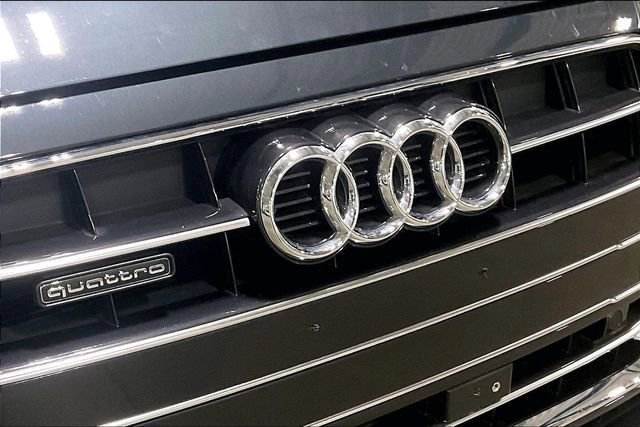 Used 2024 Audi A4 2.0T Premium w/ Convenience Package image 30