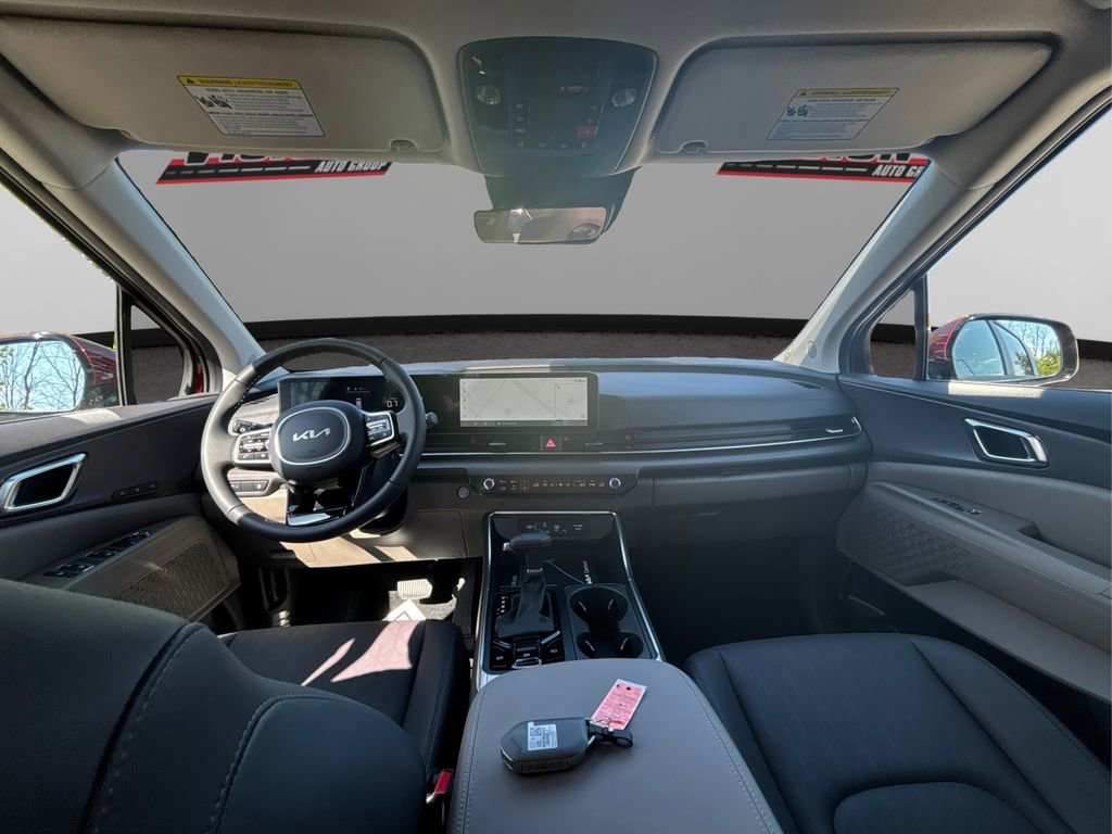 New 2026 Kia Carnival EX image 19