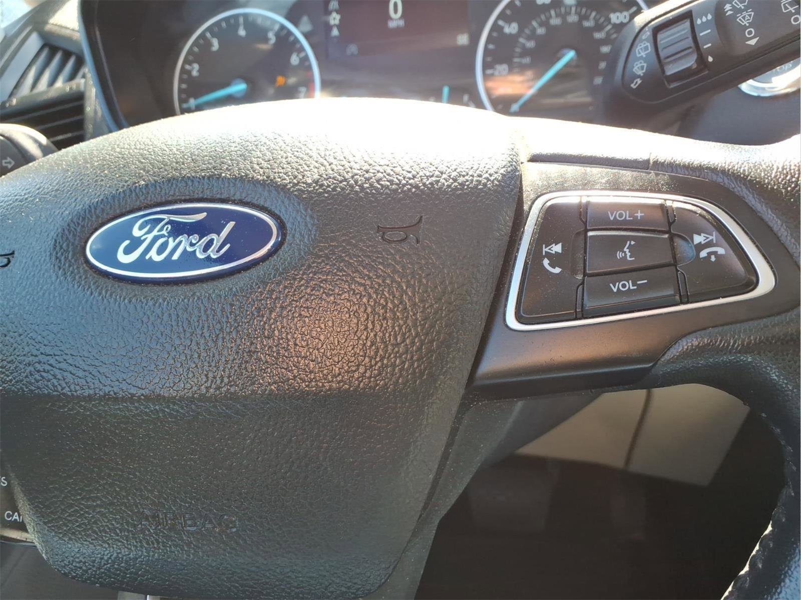 Used 2020 Ford EcoSport Titanium image 19