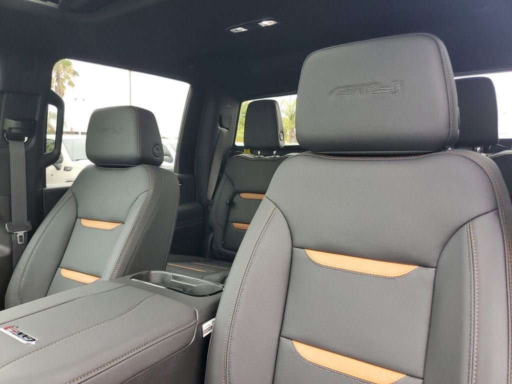 New 2026 GMC Sierra 2500 AT4 w/ AT4 Premium Plus Package AWD/4WD image 8