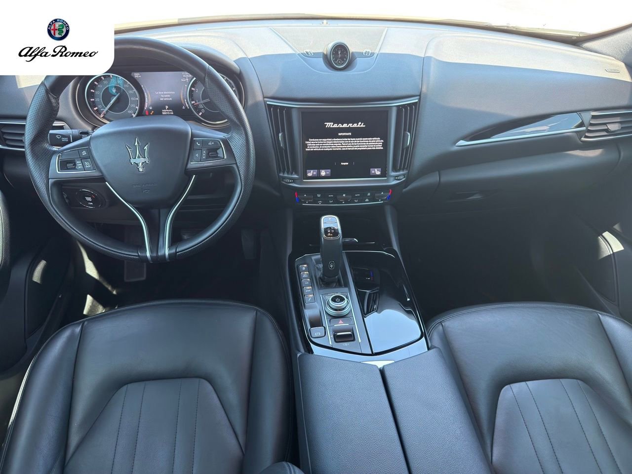 Used 2021 Maserati Levante AWD/4WD image 29