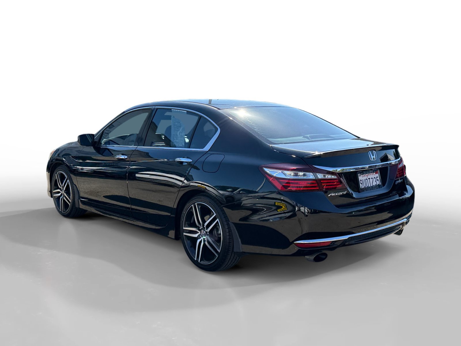 Used 2016 Honda Accord Sport image 3