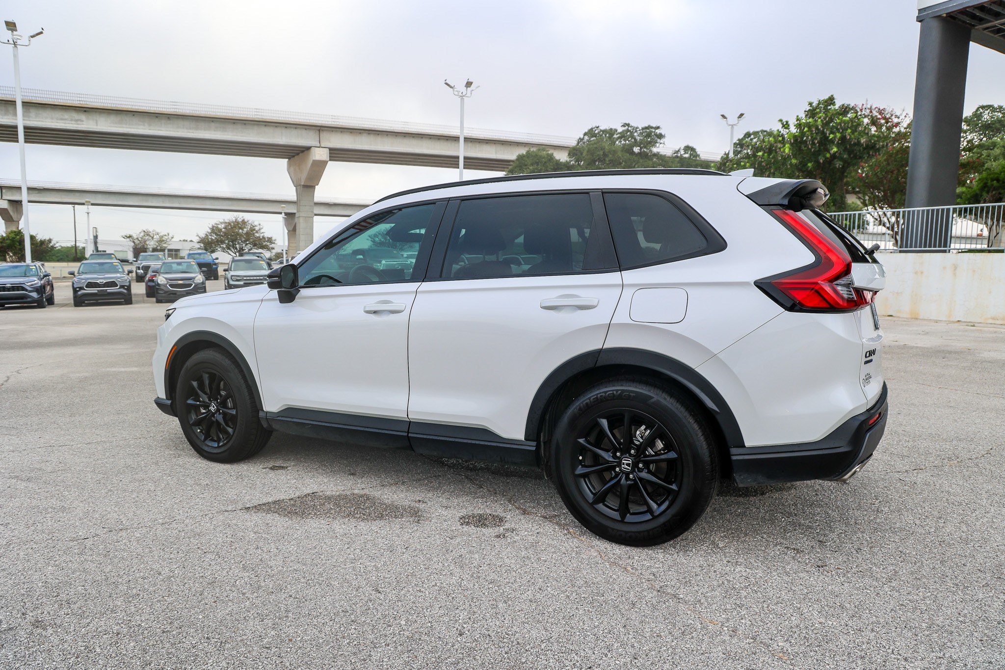 Used 2026 Honda CR-V Sport-L image 11