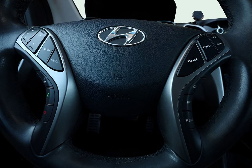 Used 2016 Hyundai Elantra GT w/ Option Group 02 image 26