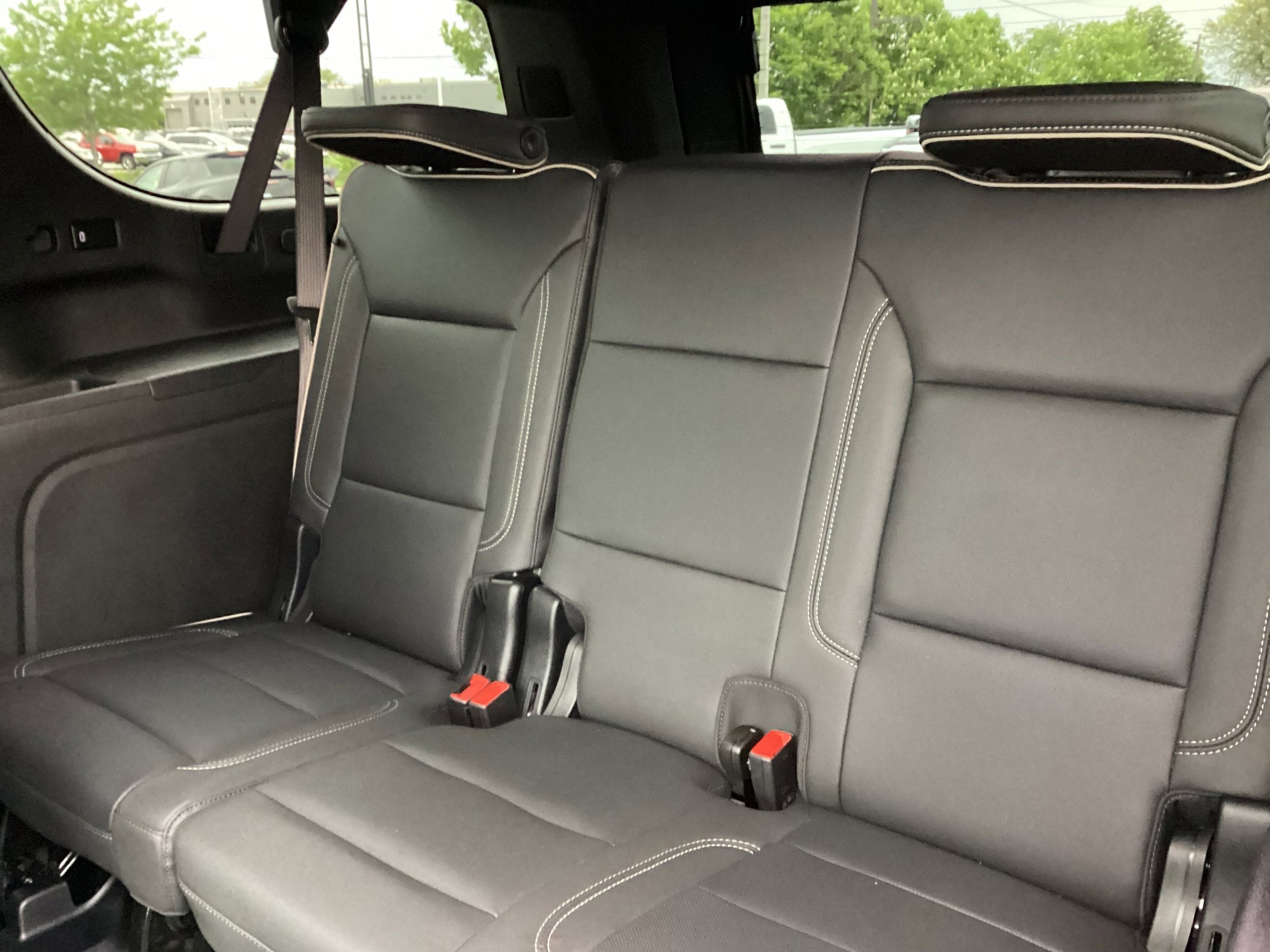 Used 2024 GMC Yukon XL SLT w/ SLT Premium Package AWD/4WD image 14