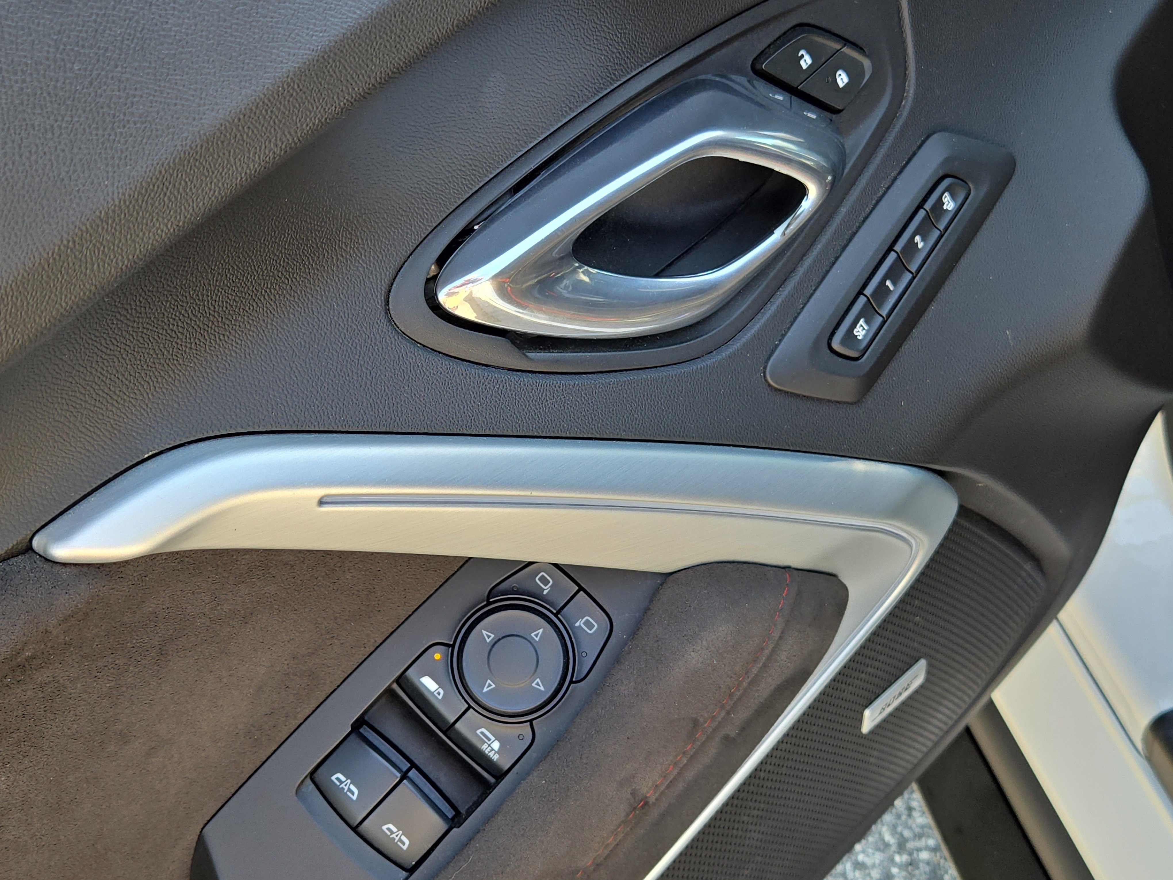 Used 2017 Chevrolet Camaro ZL1 image 16